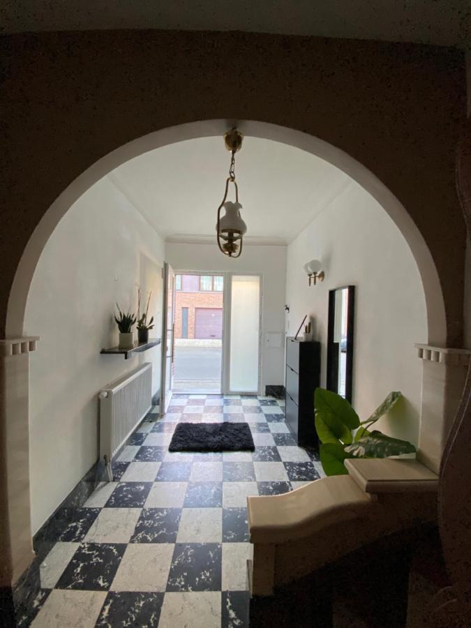 Big Sunset 2 Bedroom House With A Garden Antwerpen Exterior foto