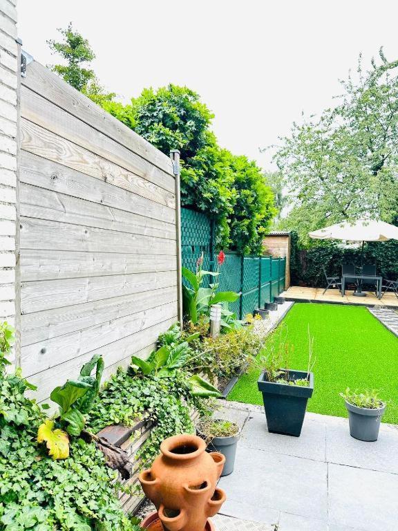 Big Sunset 2 Bedroom House With A Garden Antwerpen Exterior foto