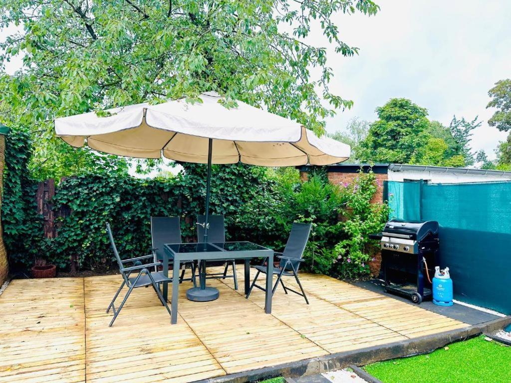 Big Sunset 2 Bedroom House With A Garden Antwerpen Exterior foto